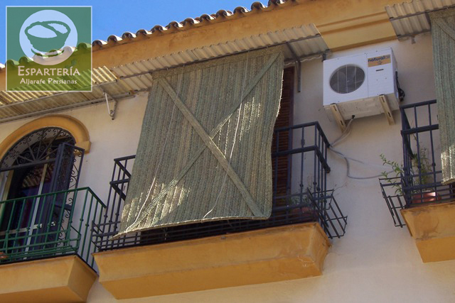 Realizamos reparacion y arreglos de persianas en Tomares, Mairena, San juan de Aznalfarache y todo el Aljarafe.